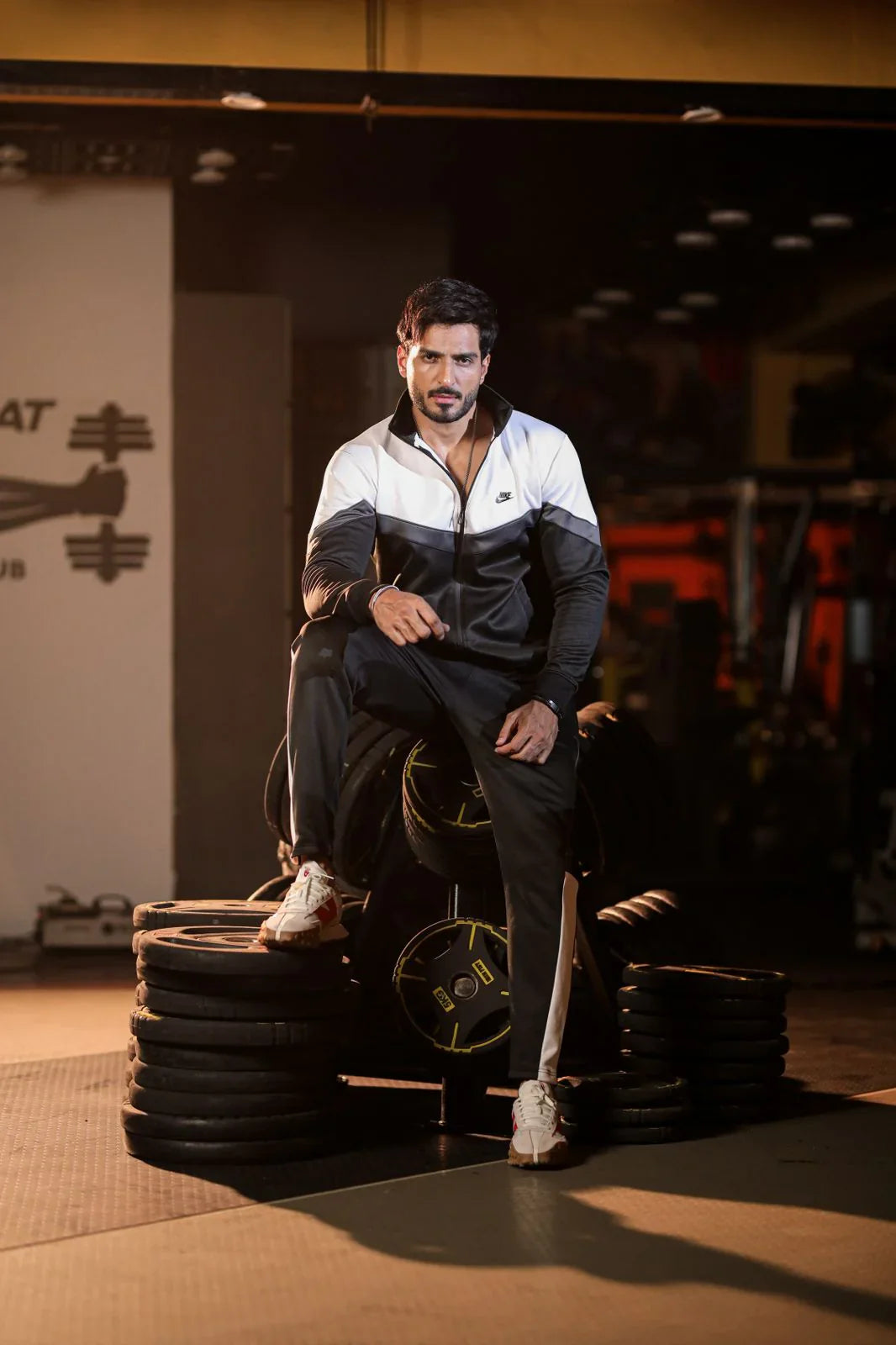 Nik Premium Tracksuit-Tricolor white