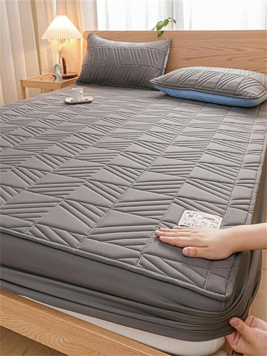 MAT Solid Colour Quilted Ultrasonic 100% Waterproof Mattress Cover For Double Bed Fitted Mattress Protector Anti Sleep Bed Sheet (Dark Grey)